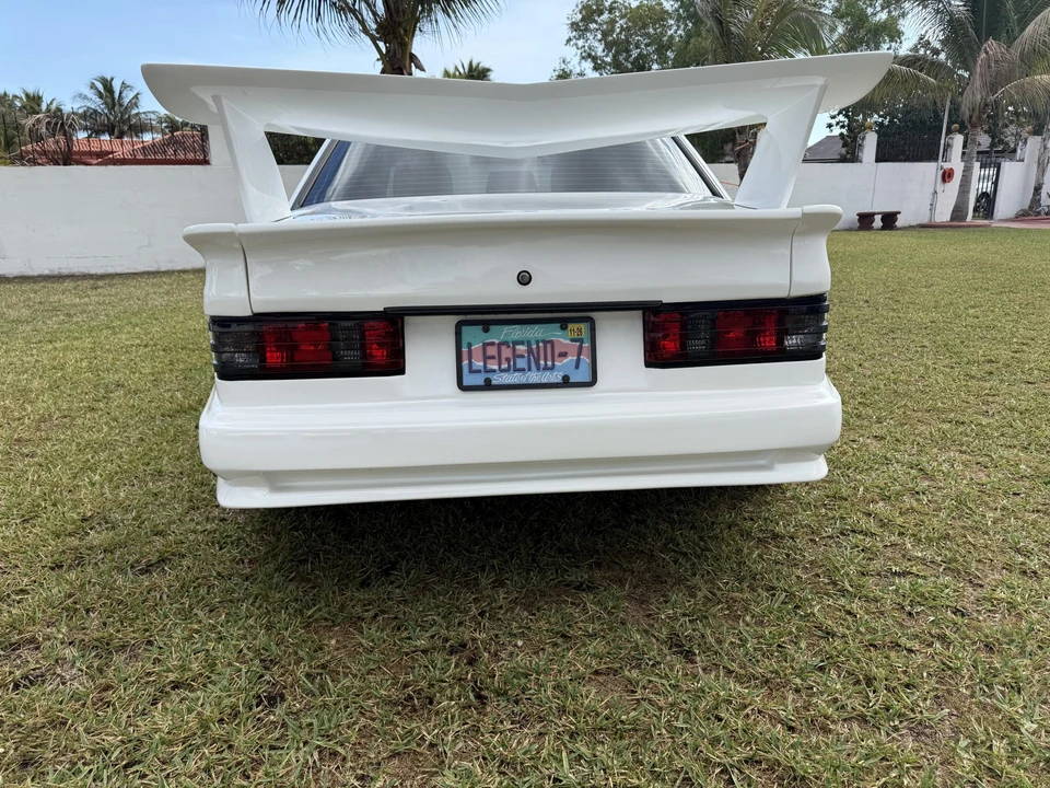 1989 Mercedes-Benz 190E - Image 11 of 31
