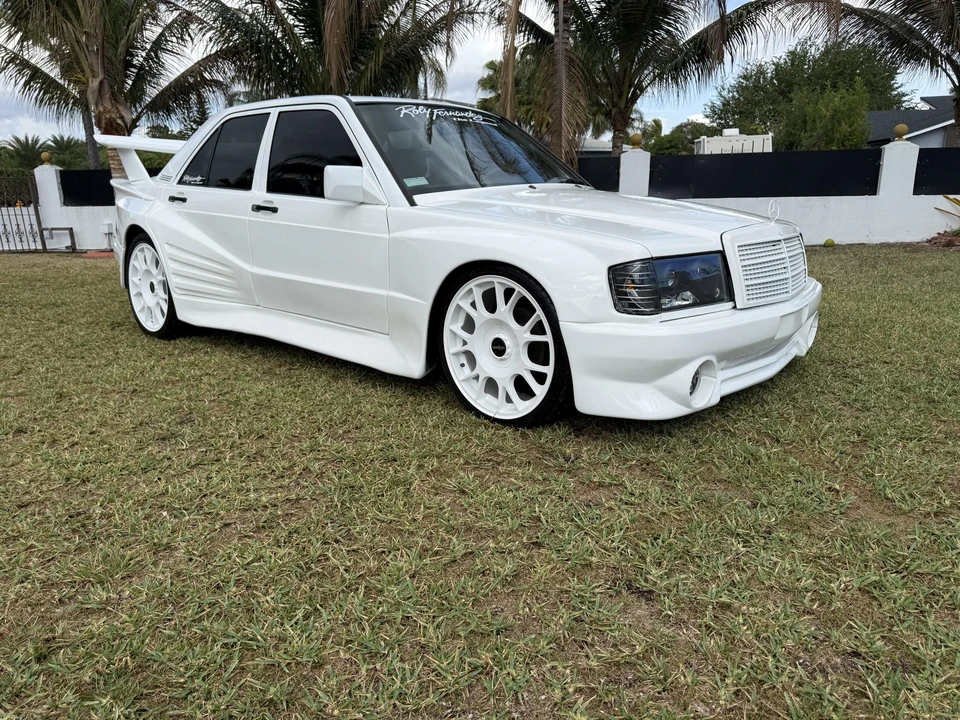 1989 Mercedes-Benz 190E - Image 15 of 31