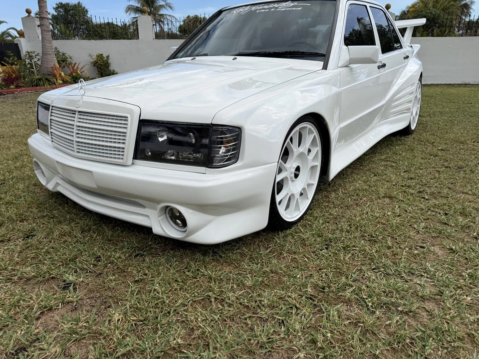 1989 Mercedes-Benz 190E - Image 3 of 31