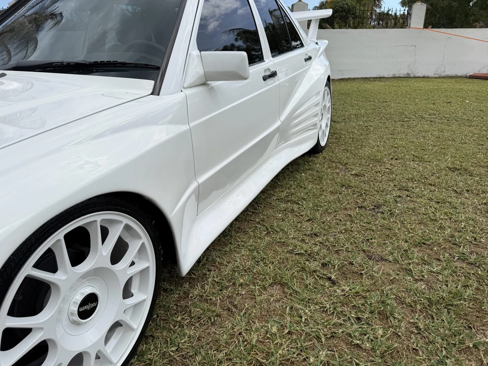 1989 Mercedes-Benz 190E - Image 25 of 31