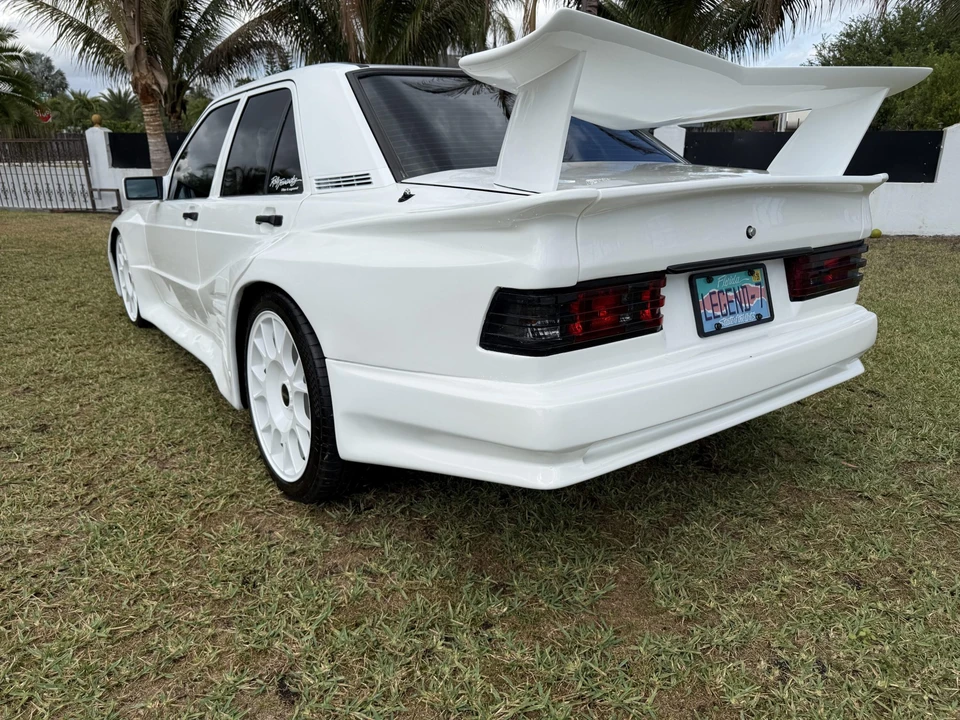1989 Mercedes-Benz 190E - Image 9 of 31
