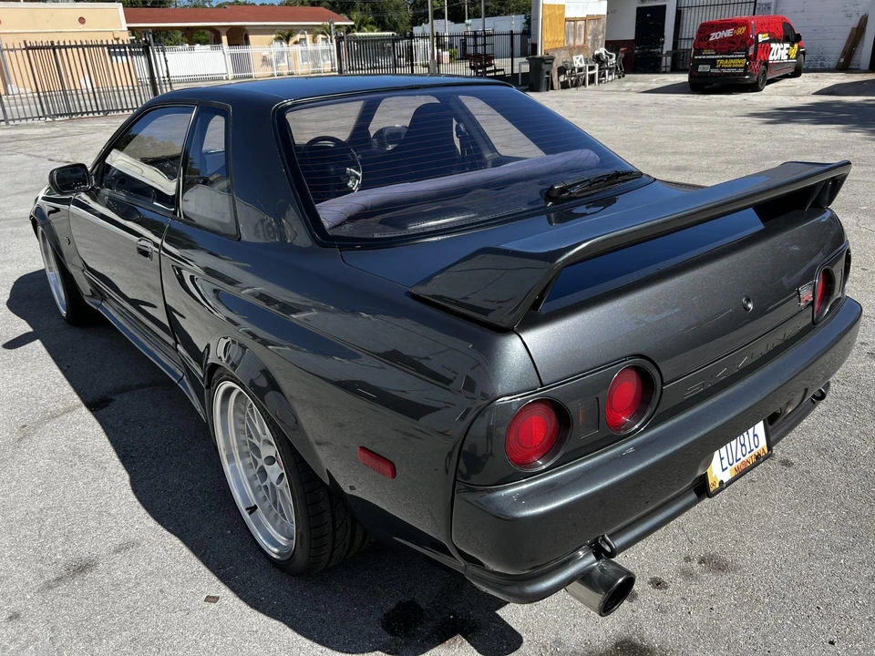 1989 Nissan R32 Skyline GT-R 8th Gen - Image 30 of 31