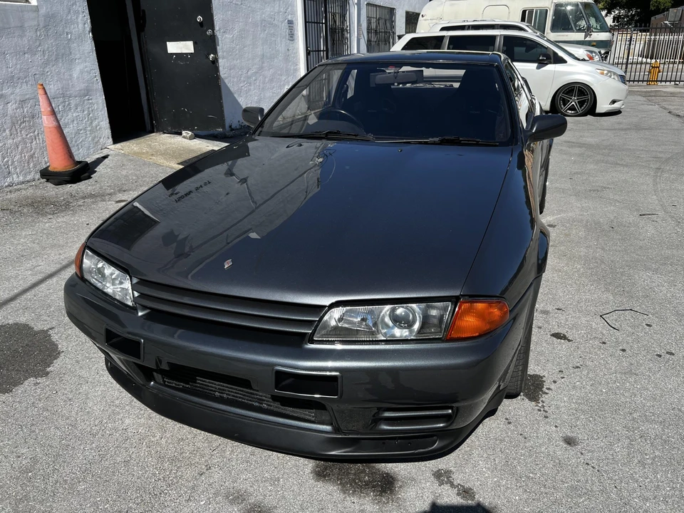1989 Nissan R32 Skyline GT-R 8th Gen - Image 7 of 31