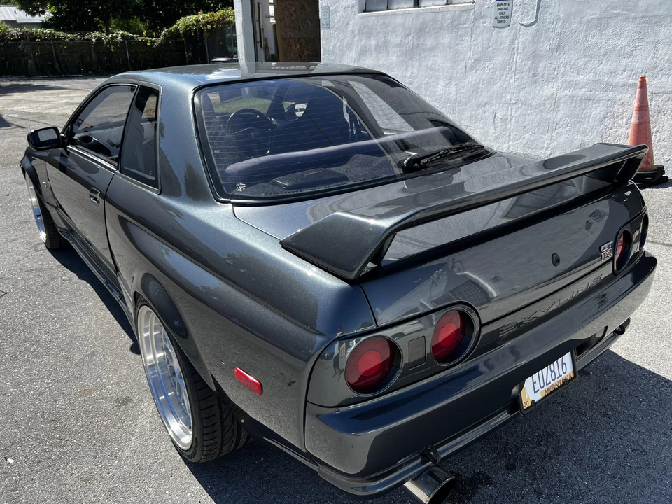 1989 Nissan R32 Skyline GT-R 8th Gen - Image 15 of 31