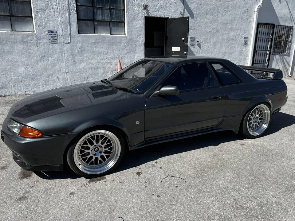 1989 Nissan R32 Skyline GT-R 8th Gen - Image 25 of 31