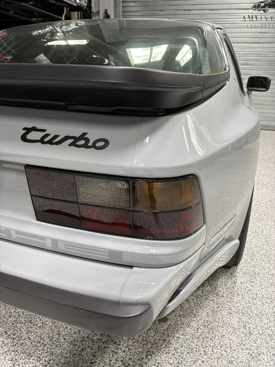 1989 Porsche 944 Turbo - Image 27 of 31