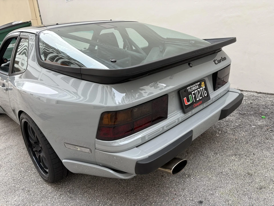 1989 Porsche 944 Turbo - Image 13 of 31