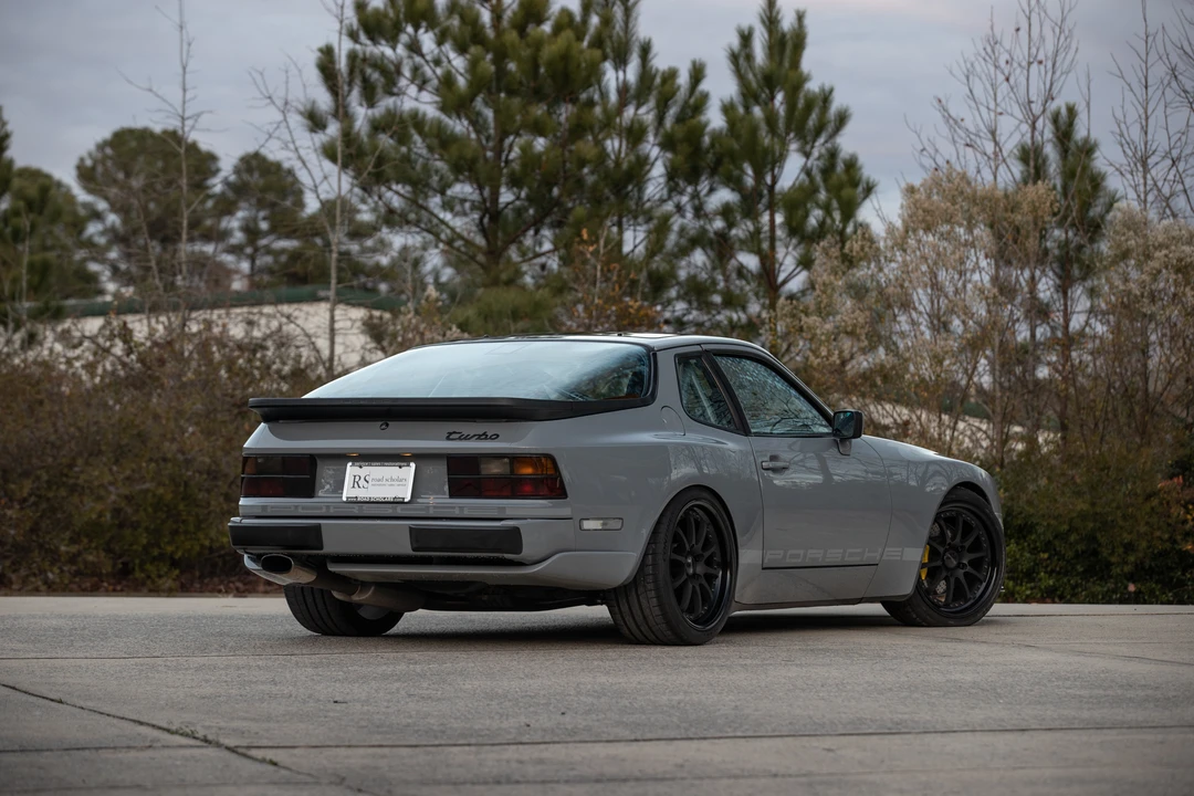 1989 Porsche 944 Turbo - Image 8 of 31