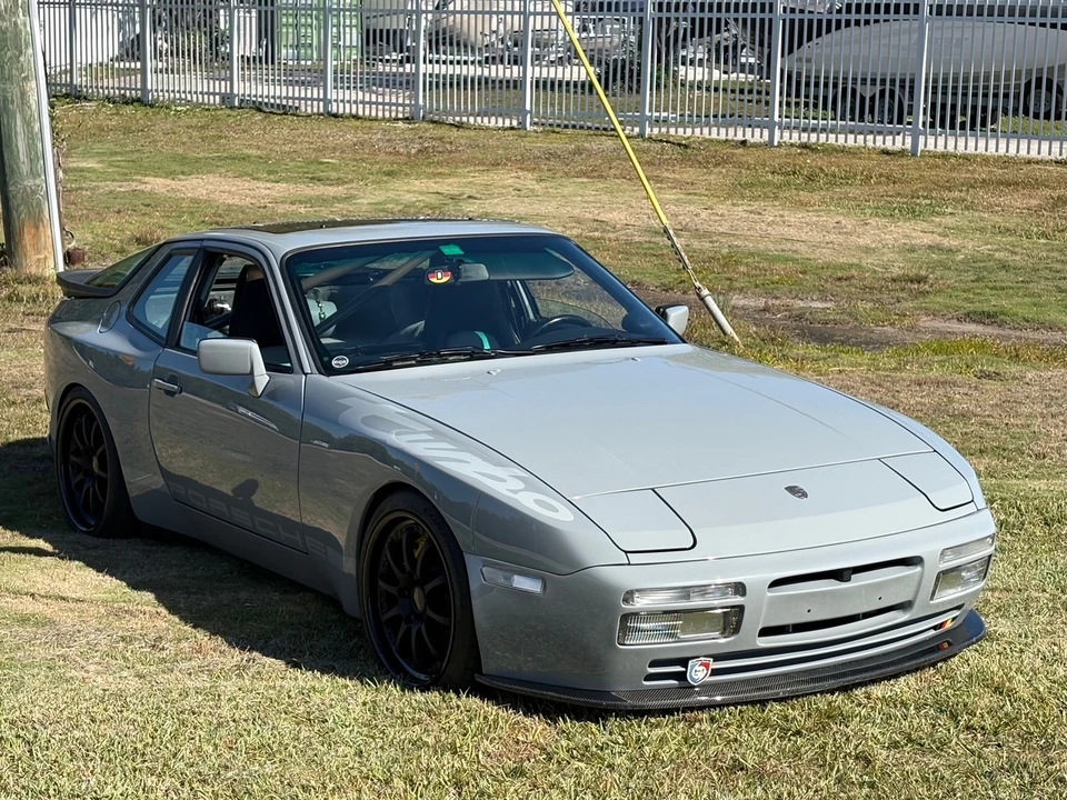 1989 Porsche 944 Turbo - Image 6 of 31
