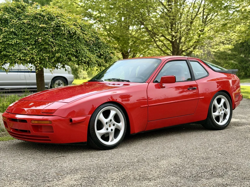 1989 Porsche 944 Turbo - Image 4 of 31