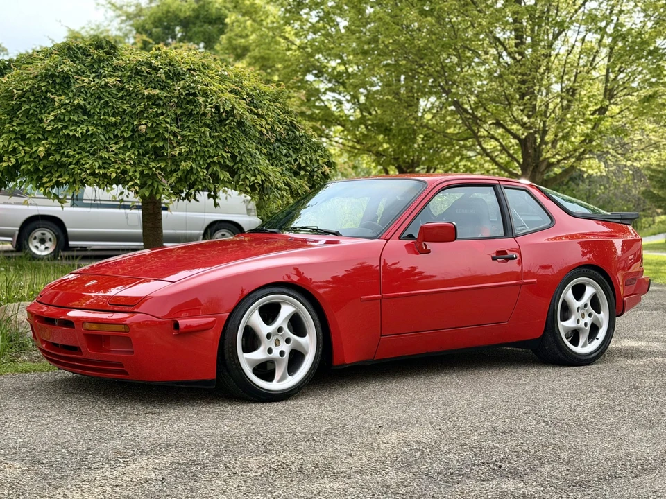 1989 Porsche 944 Turbo - Image 5 of 31