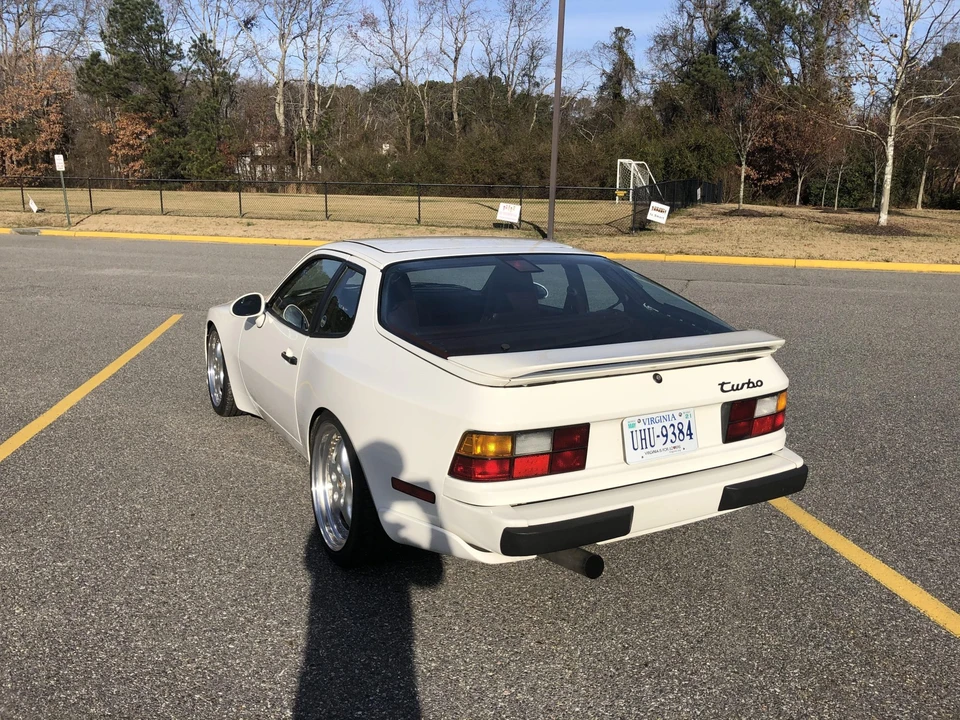 1989 Porsche 944 Turbo - Image 5 of 31