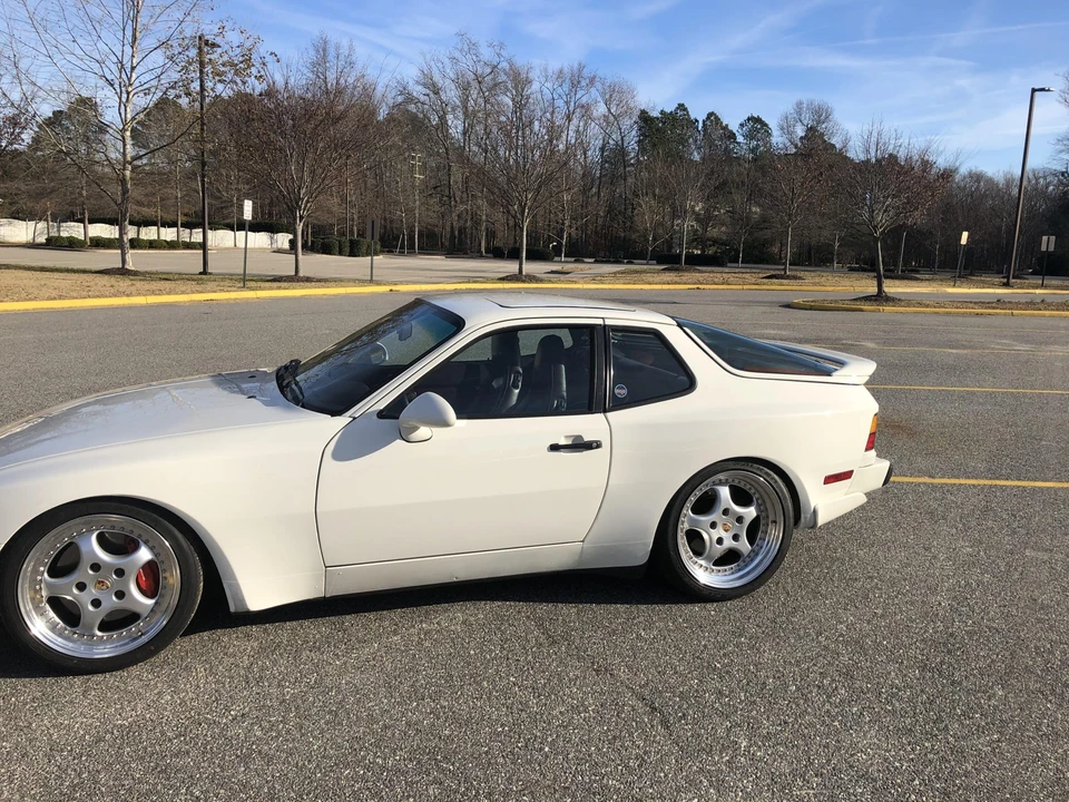 1989 Porsche 944 Turbo - Image 19 of 31