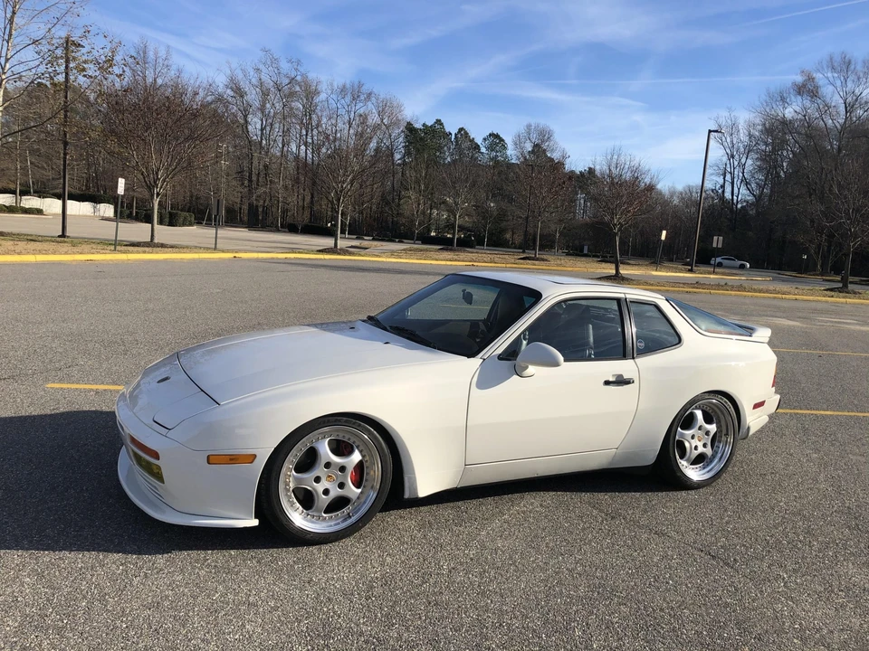 1989 Porsche 944 Turbo - Image 17 of 31