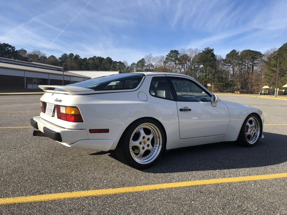 1989 Porsche 944 Turbo - Image 13 of 31