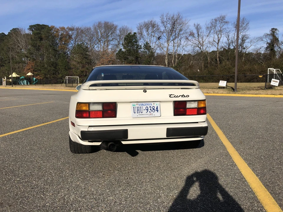 1989 Porsche 944 Turbo - Image 6 of 31