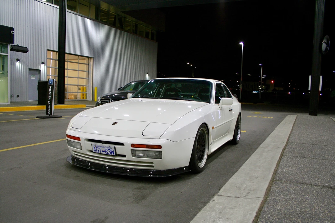 1989 Porsche 944 Turbo - Image 2 of 31
