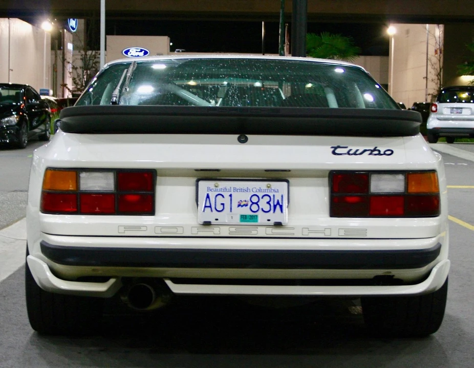 1989 Porsche 944 Turbo - Image 17 of 31