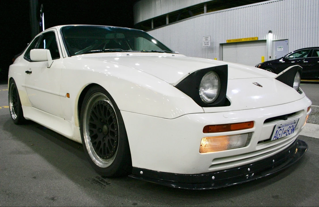 1989 Porsche 944 Turbo - Image 10 of 31