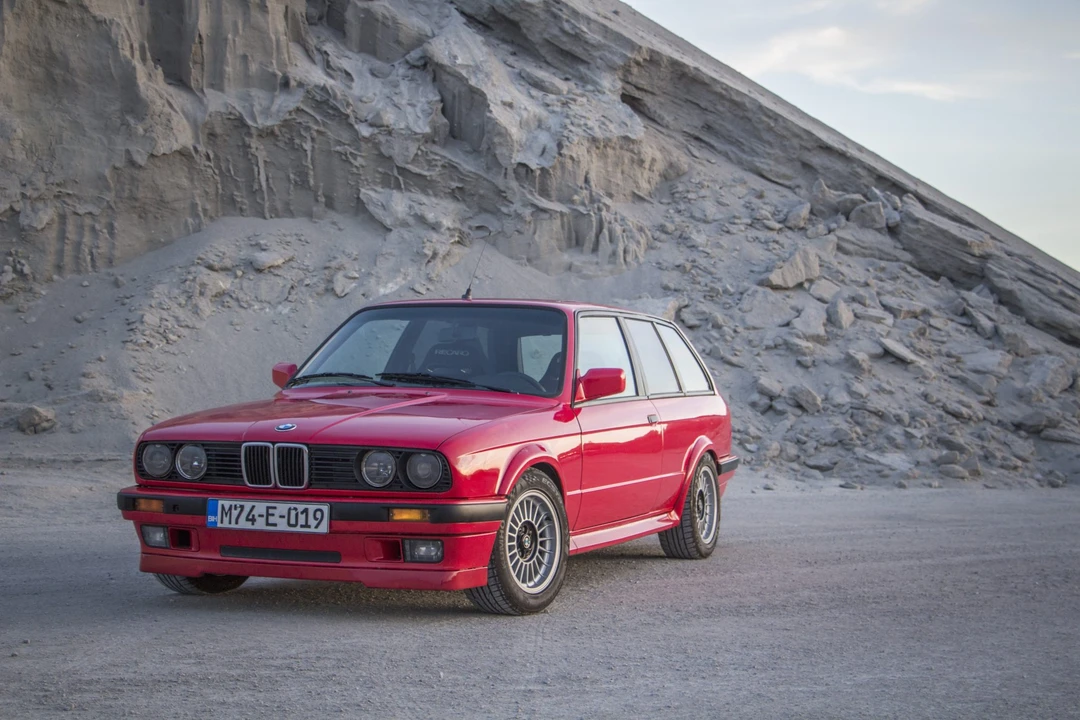 1990 BMW E30 3 Series - Image 3 of 31
