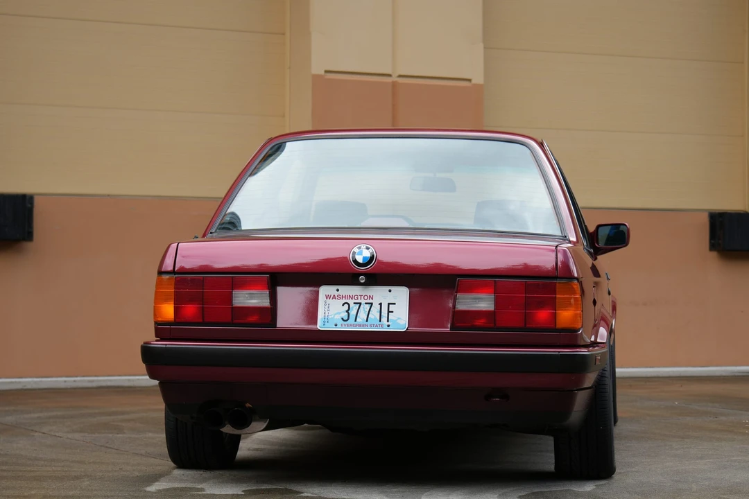 1990 BMW E30 3 Series - Image 24 of 31