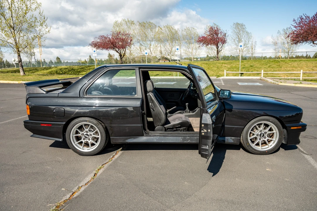 1990 BMW E30 M3 - Image 20 of 31