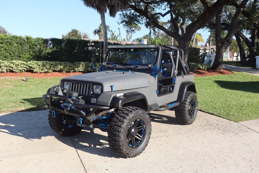 1990 Jeep YJ Wrangler - Image 4 of 31