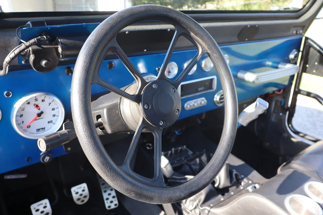 1990 Jeep YJ Wrangler - Image 28 of 31