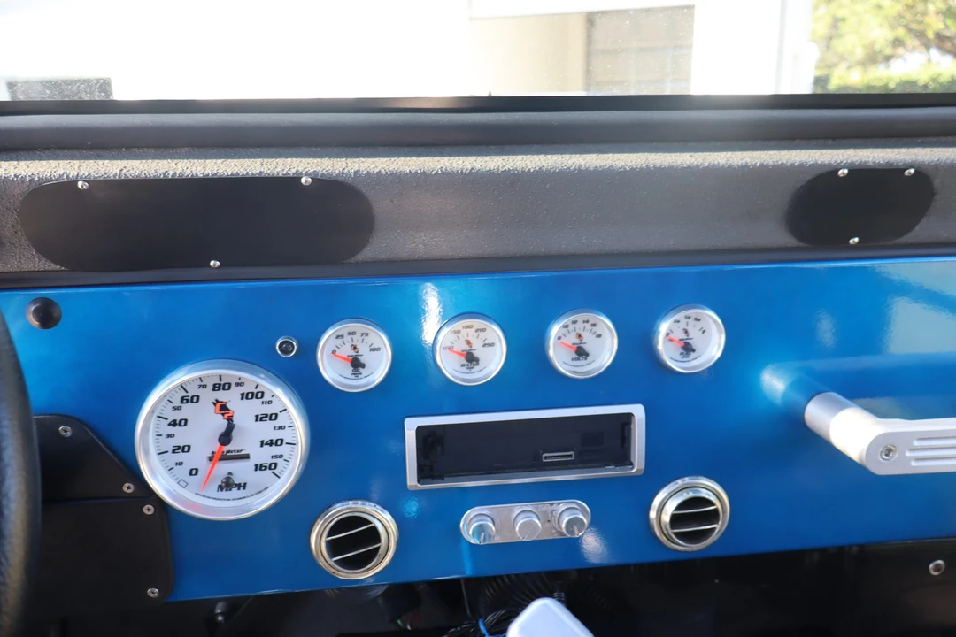 1990 Jeep YJ Wrangler - Image 29 of 31