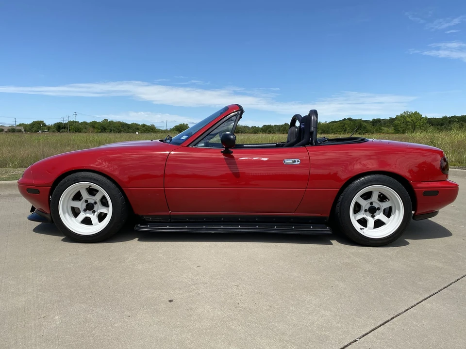 1990 Mazda NA MX-5 Miata - Image 11 of 31