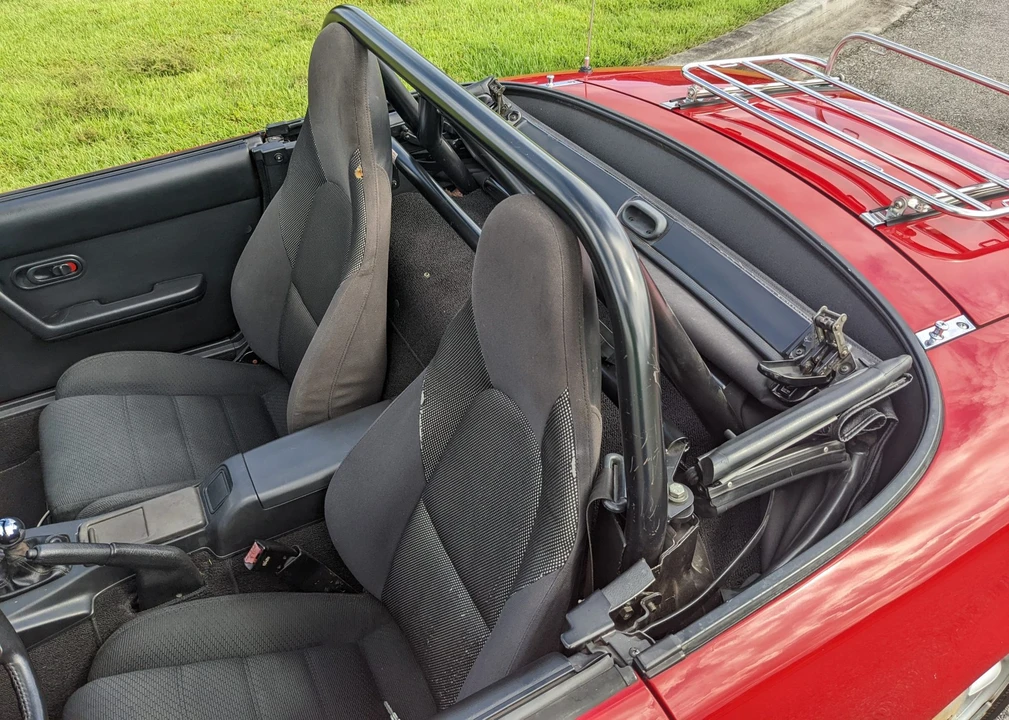 1990 Mazda NA MX-5 Miata - Image 19 of 31