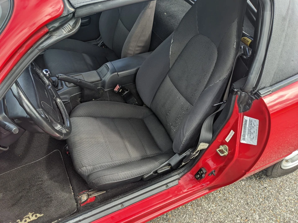 1990 Mazda NA MX-5 Miata - Image 20 of 31