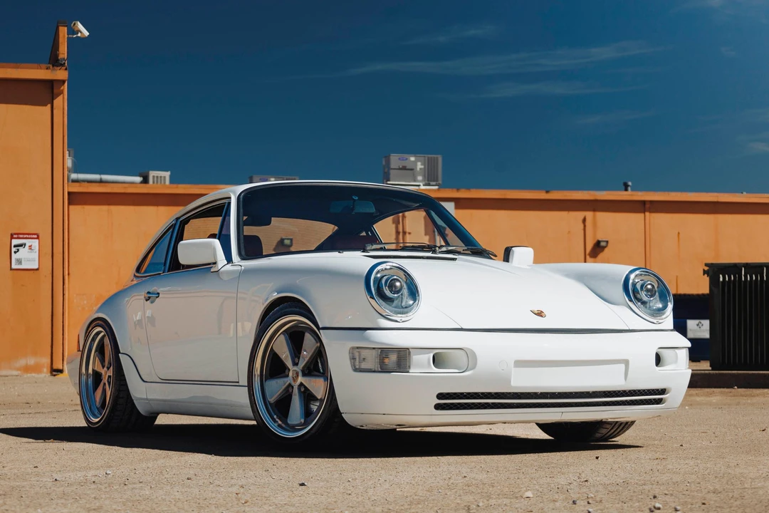 1990 Porsche 964 Carrera 4 - Image 15 of 31