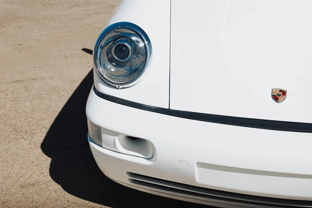 1990 Porsche 964 Carrera 4 - Image 24 of 31