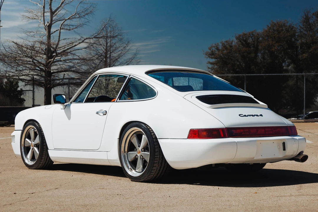 1990 Porsche 964 Carrera 4 - Image 7 of 31