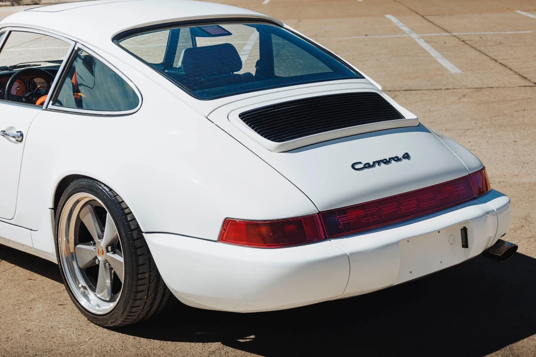 1990 Porsche 964 Carrera 4 - Image 21 of 31