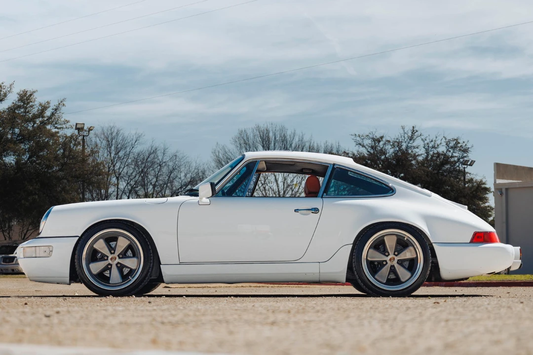 1990 Porsche 964 Carrera 4 - Image 5 of 31
