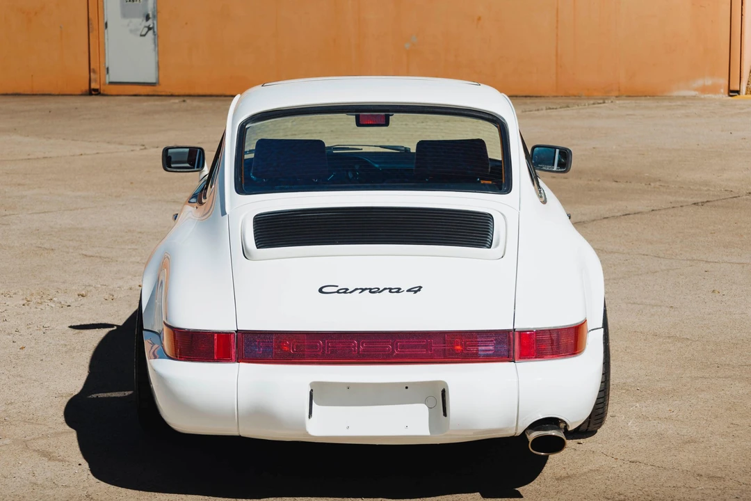 1990 Porsche 964 Carrera 4 - Image 8 of 31