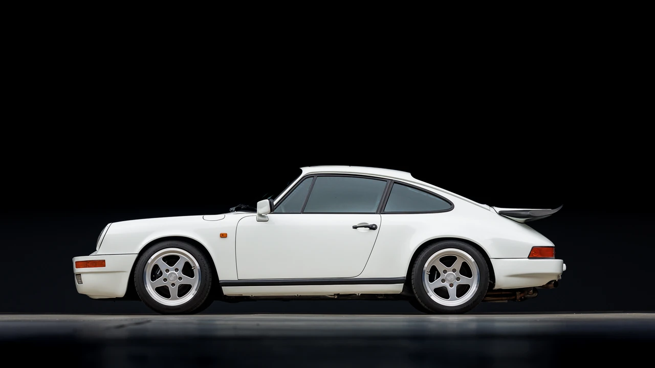 1990 Porsche 964 Carrera 4 - Image 25 of 31
