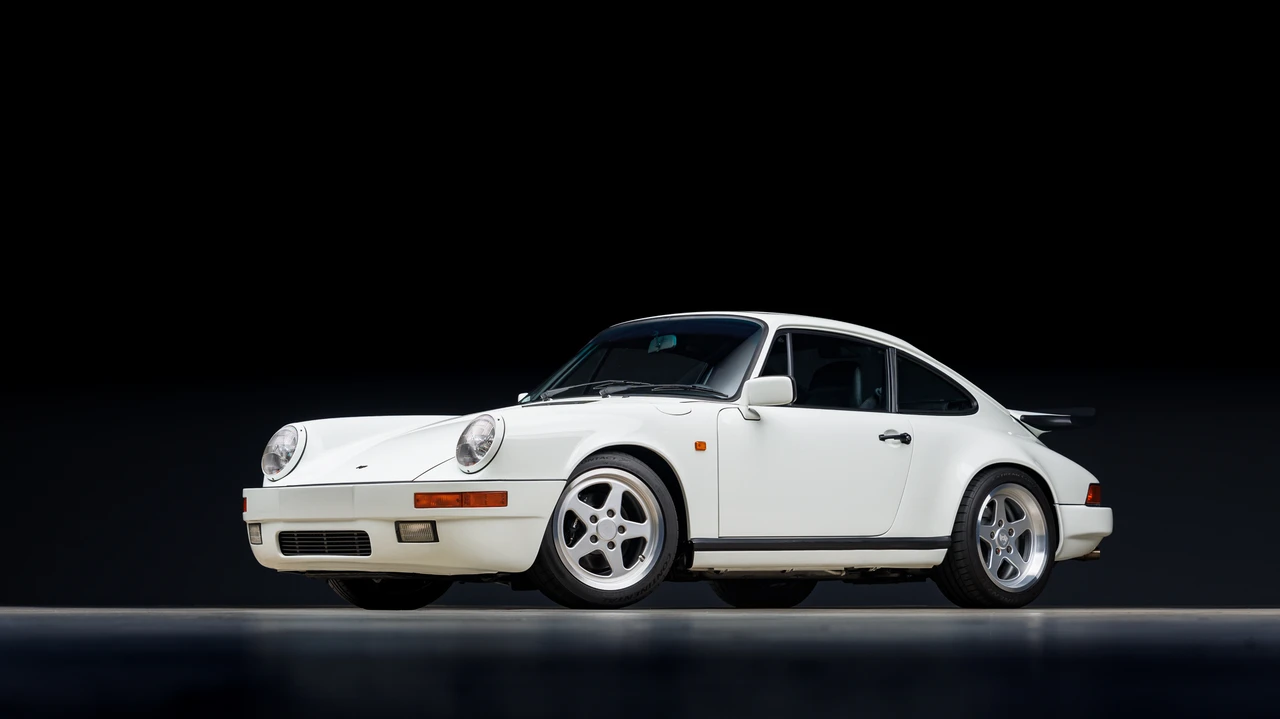 1990 Porsche 964 Carrera 4 - Image 2 of 31