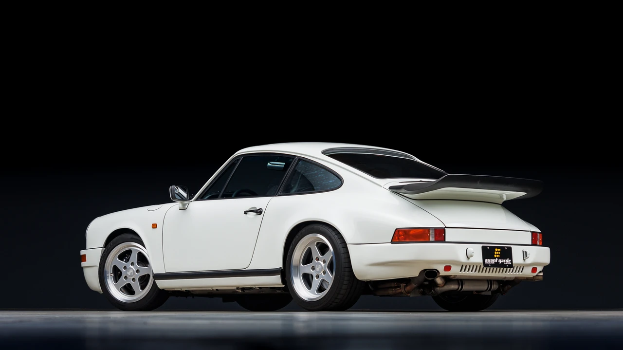 1990 Porsche 964 Carrera 4 - Image 22 of 31