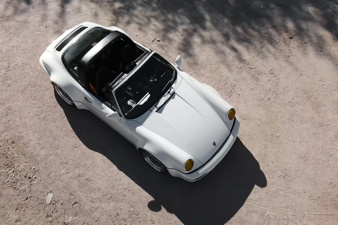 1990 Porsche 964 Carrera - Image 13 of 31