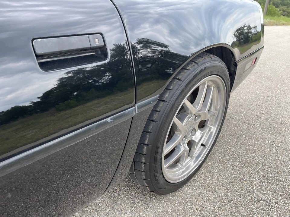 1991 Chevrolet Corvette C4 - Image 25 of 31