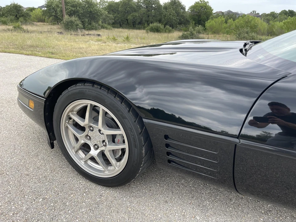 1991 Chevrolet Corvette C4 - Image 23 of 31