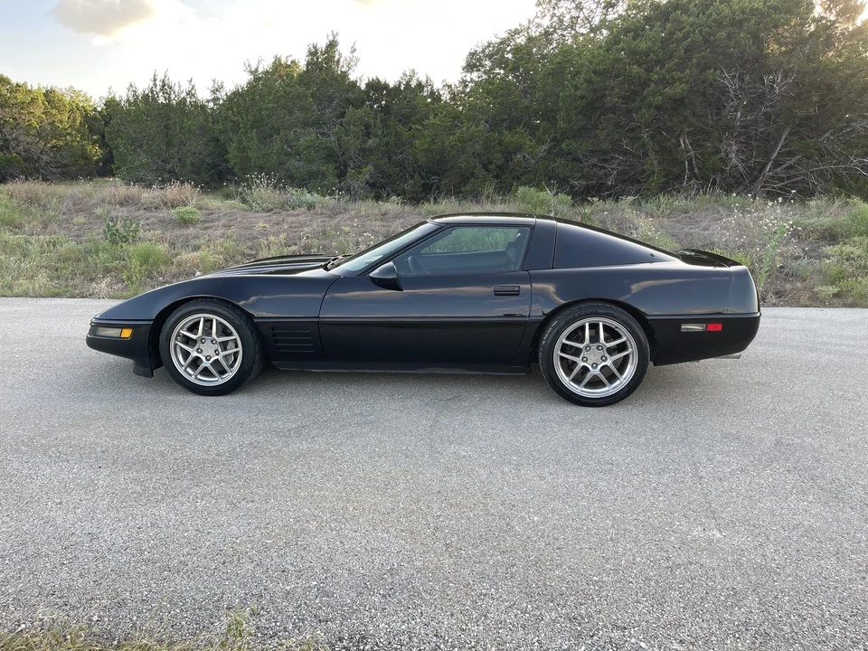 1991 Chevrolet Corvette C4 - Image 4 of 31