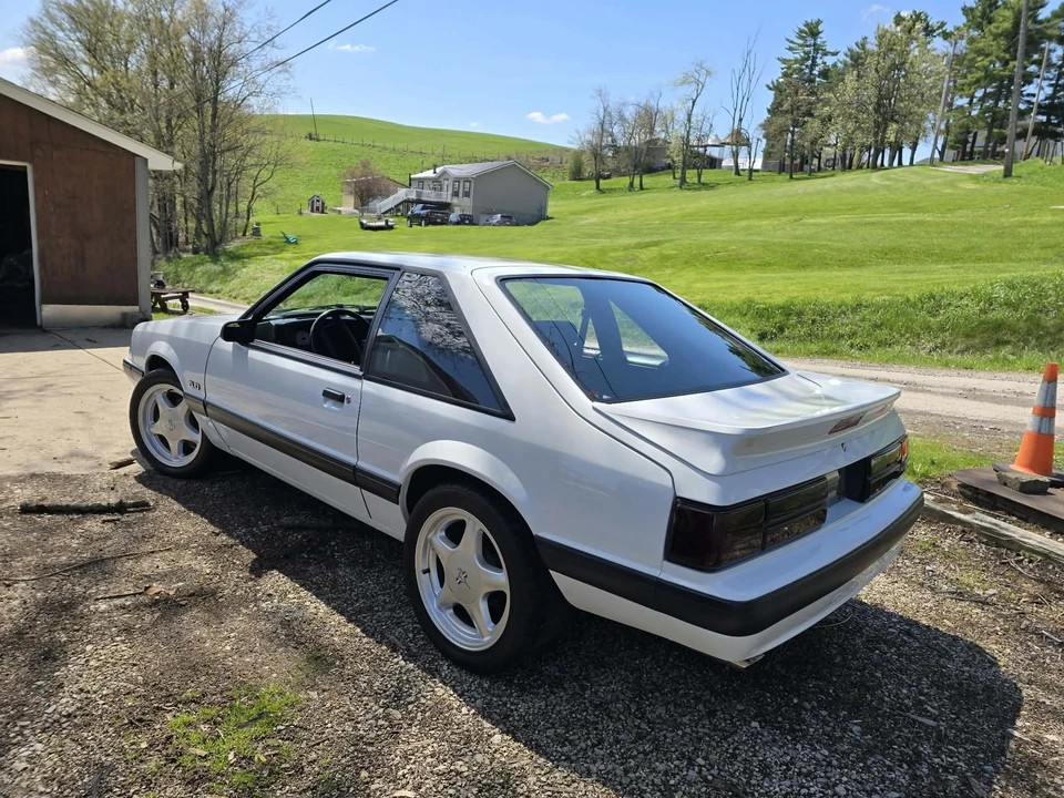 1991 Ford Mustang 3rd Gen - Image 13 of 31