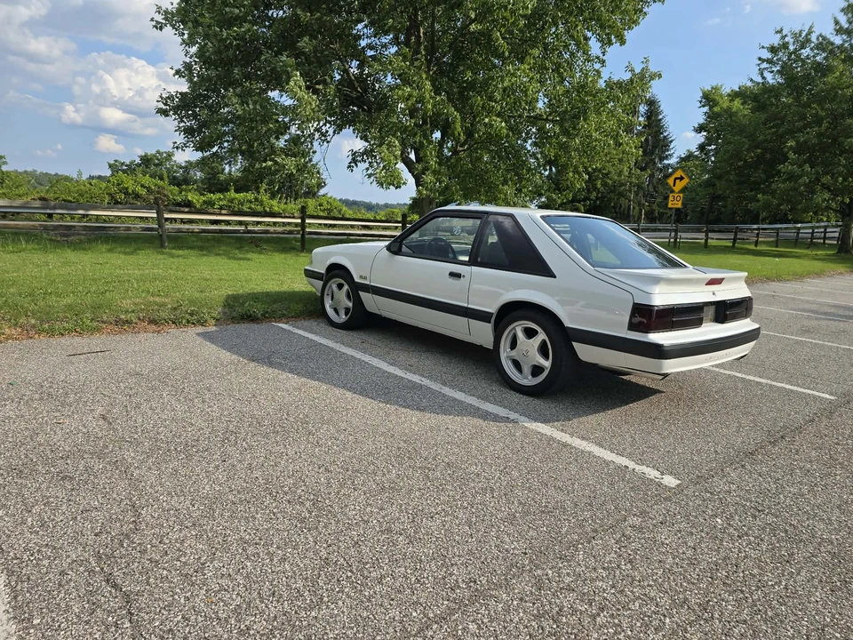 1991 Ford Mustang 3rd Gen - Image 14 of 31