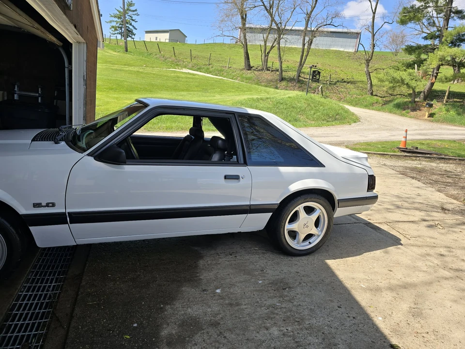 1991 Ford Mustang 3rd Gen - Image 24 of 31