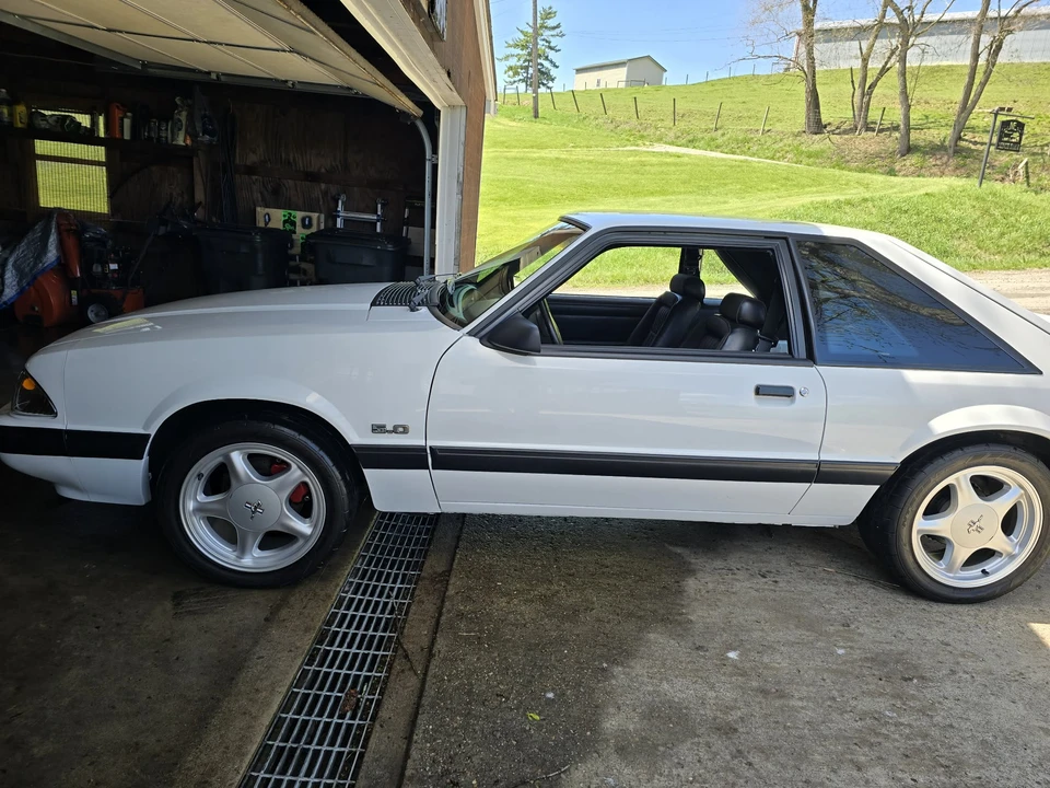 1991 Ford Mustang 3rd Gen - Image 23 of 31