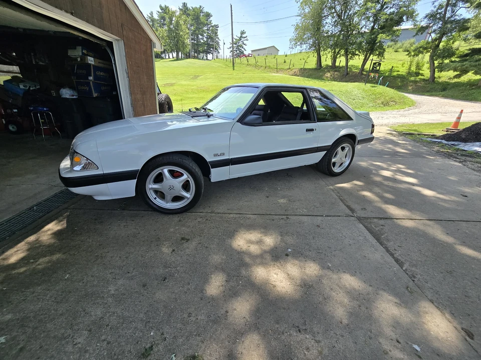 1991 Ford Mustang 3rd Gen - Image 2 of 31